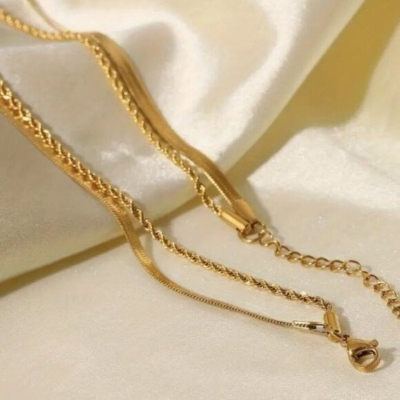 18k Gold Plated Layered Snake Chain Stainless Steel Necklace - Picture 4 of 6